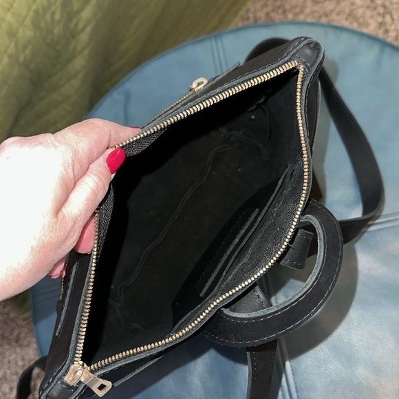 Portland Leather Goods smooth black leather tote backpack - Picture 6 of 6